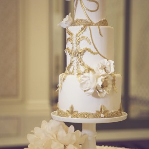 Cake Loft 3 Tier white and gold Wedding Cake