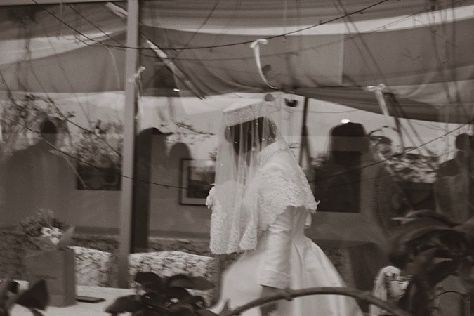 Bride walking. 