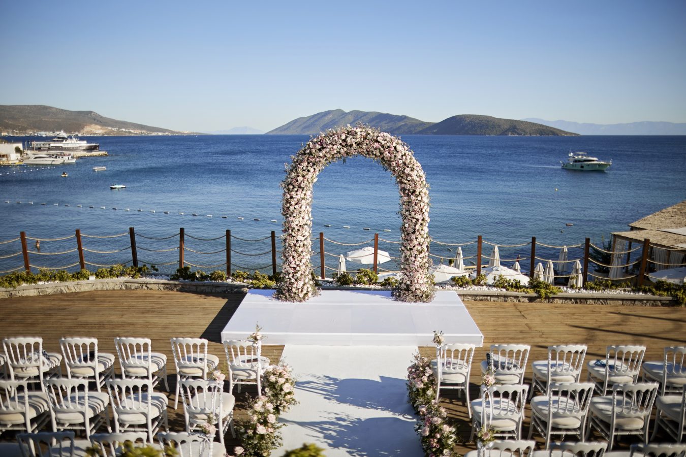 CELEBRATE YOUR SPECIAL DAY IN MAGICAL ISTANBUL OR GLAMOROUS BODRUM WITH MANDARIN  ORIENTAL - Hotel News ME