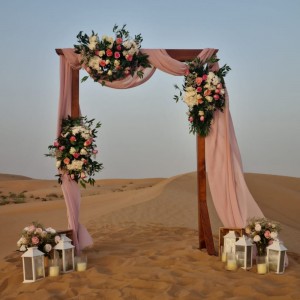 A beautiful wedding in the Desert of Dubai